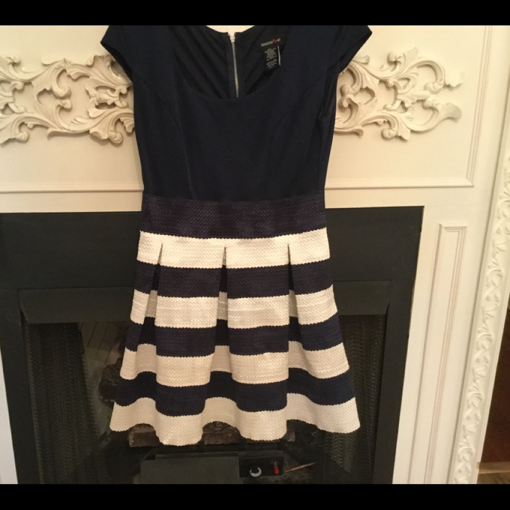 Teeze Me Flared Navy/white Dress Size L